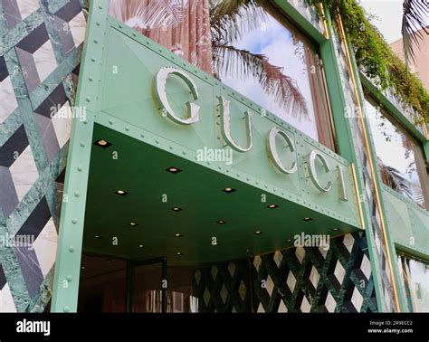 gucci store rodeo drive.